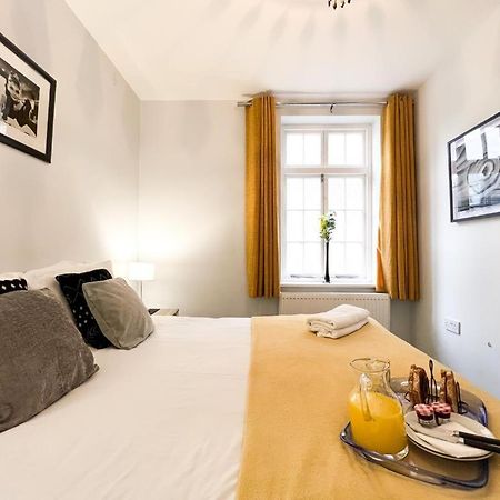 Suitely - Berkeley Apartments Cheltenham Bagian luar foto
