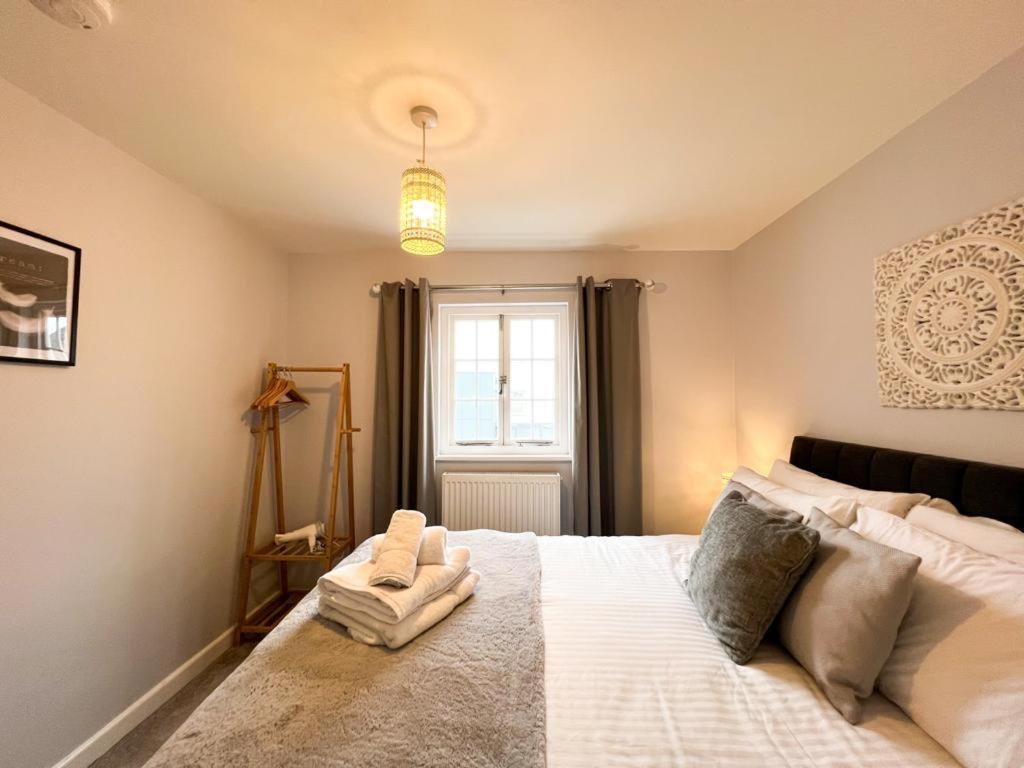 Suitely - Berkeley Apartments Cheltenham Bagian luar foto