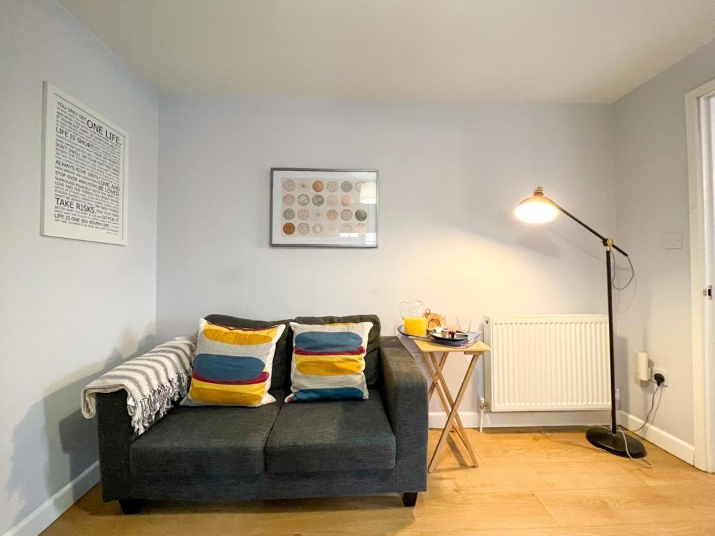 Suitely - Berkeley Apartments Cheltenham Bagian luar foto