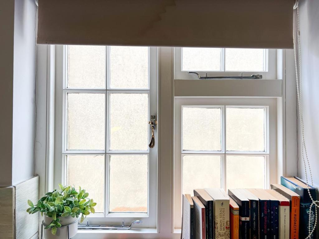 Suitely - Berkeley Apartments Cheltenham Bagian luar foto